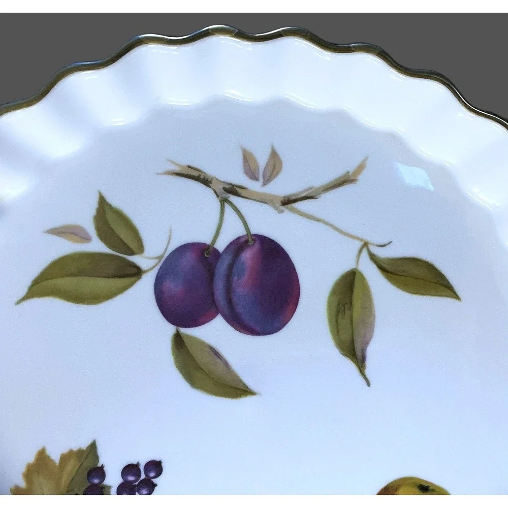 Royal Worcester Porcelain Evesham Fruits Quiche/Tart Bake Dish England NOS 8.75